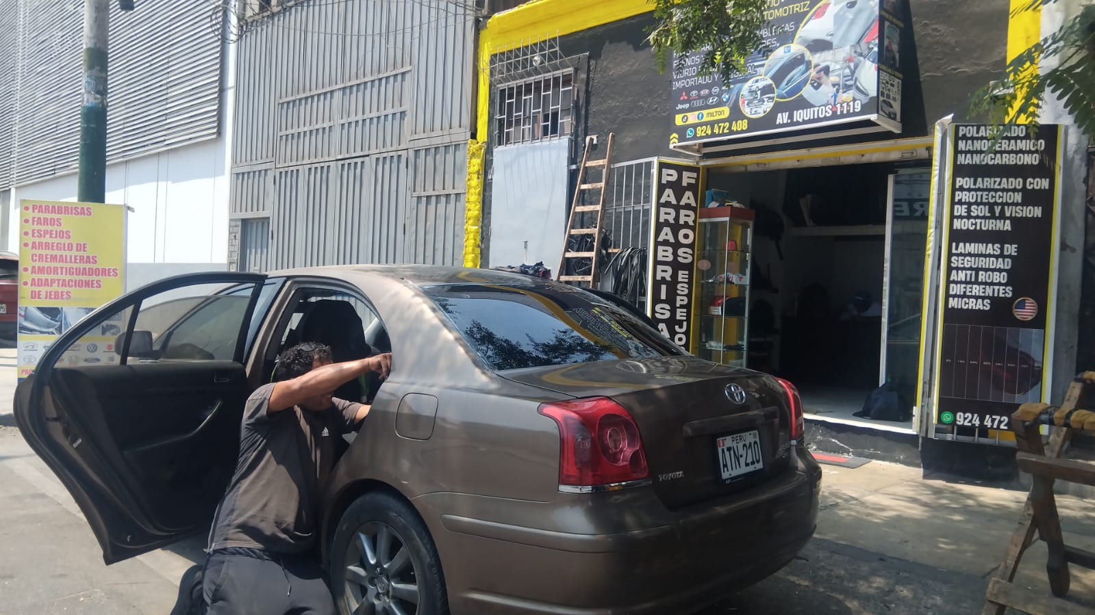 Milton Glass - imagen 6